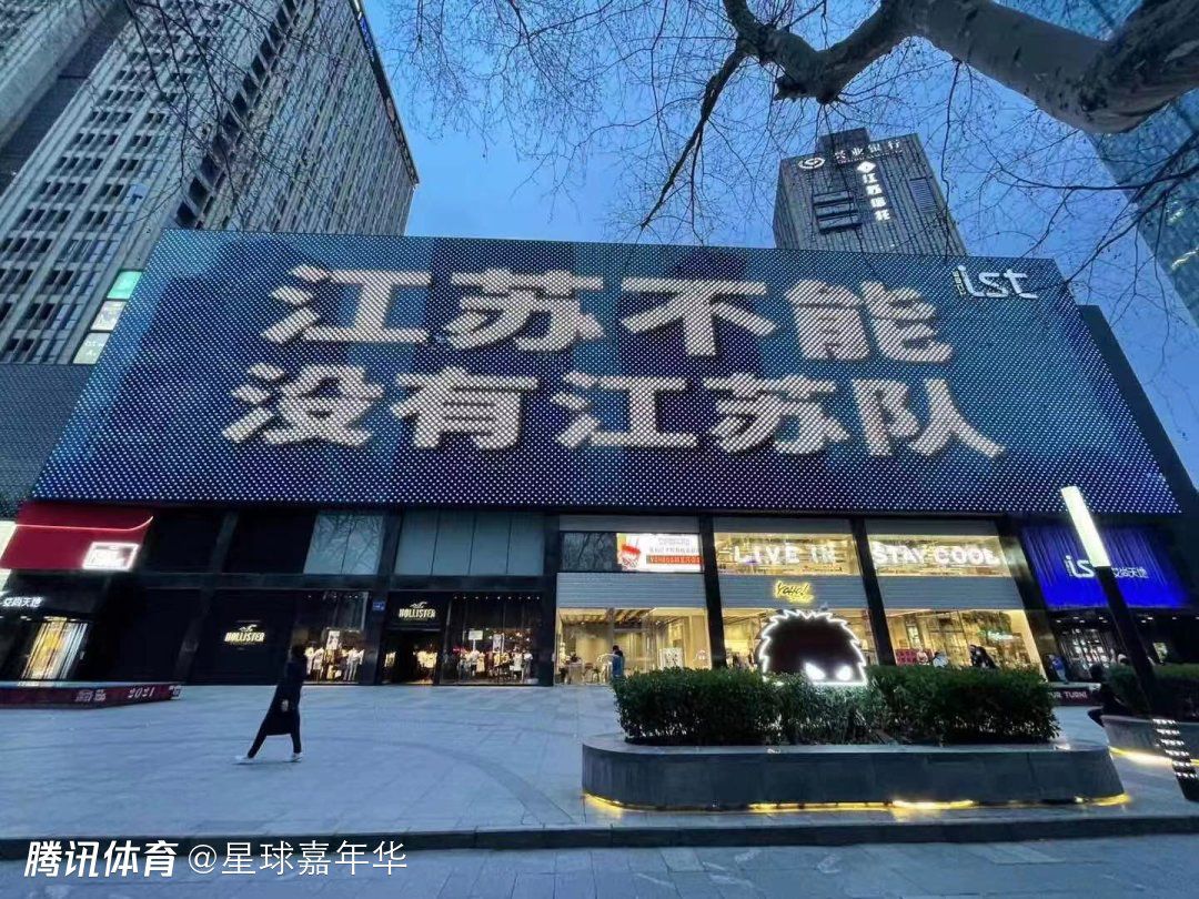 弗兰克;马歇尔说：;影片会让这个系列进入全新的疆域